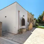 Raffaella - Villa Spongano